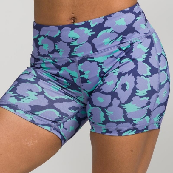 Colorful athletic spandex shorts - Picture 1 of 6